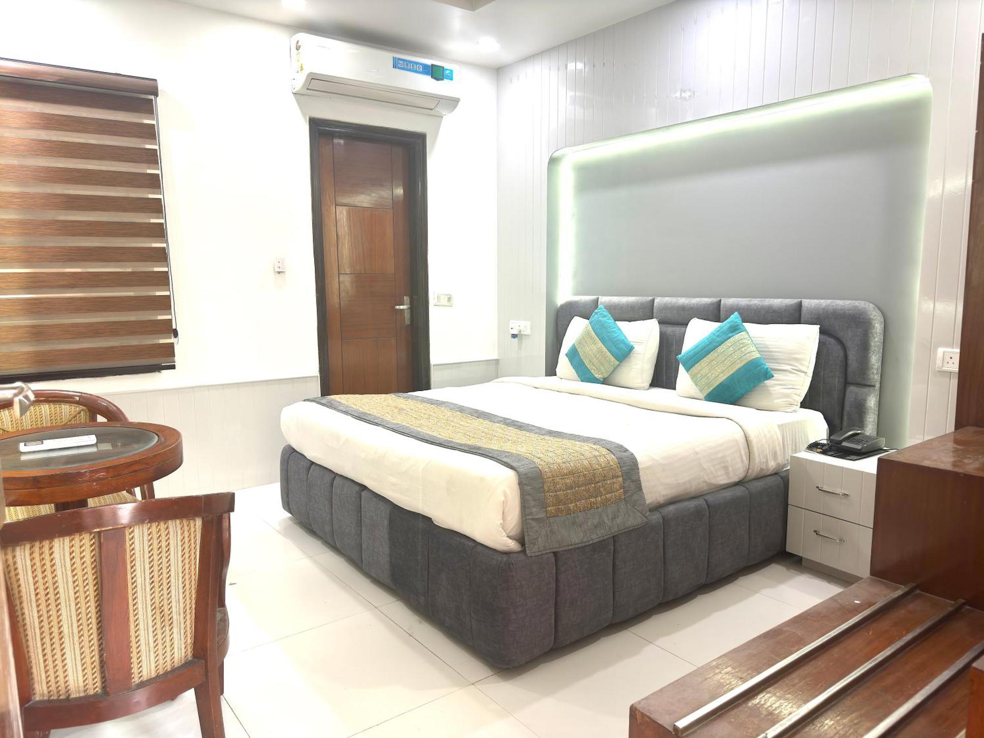 Hotel The Daanish Residency - Karol Bagh New Delhi Ngoại thất bức ảnh