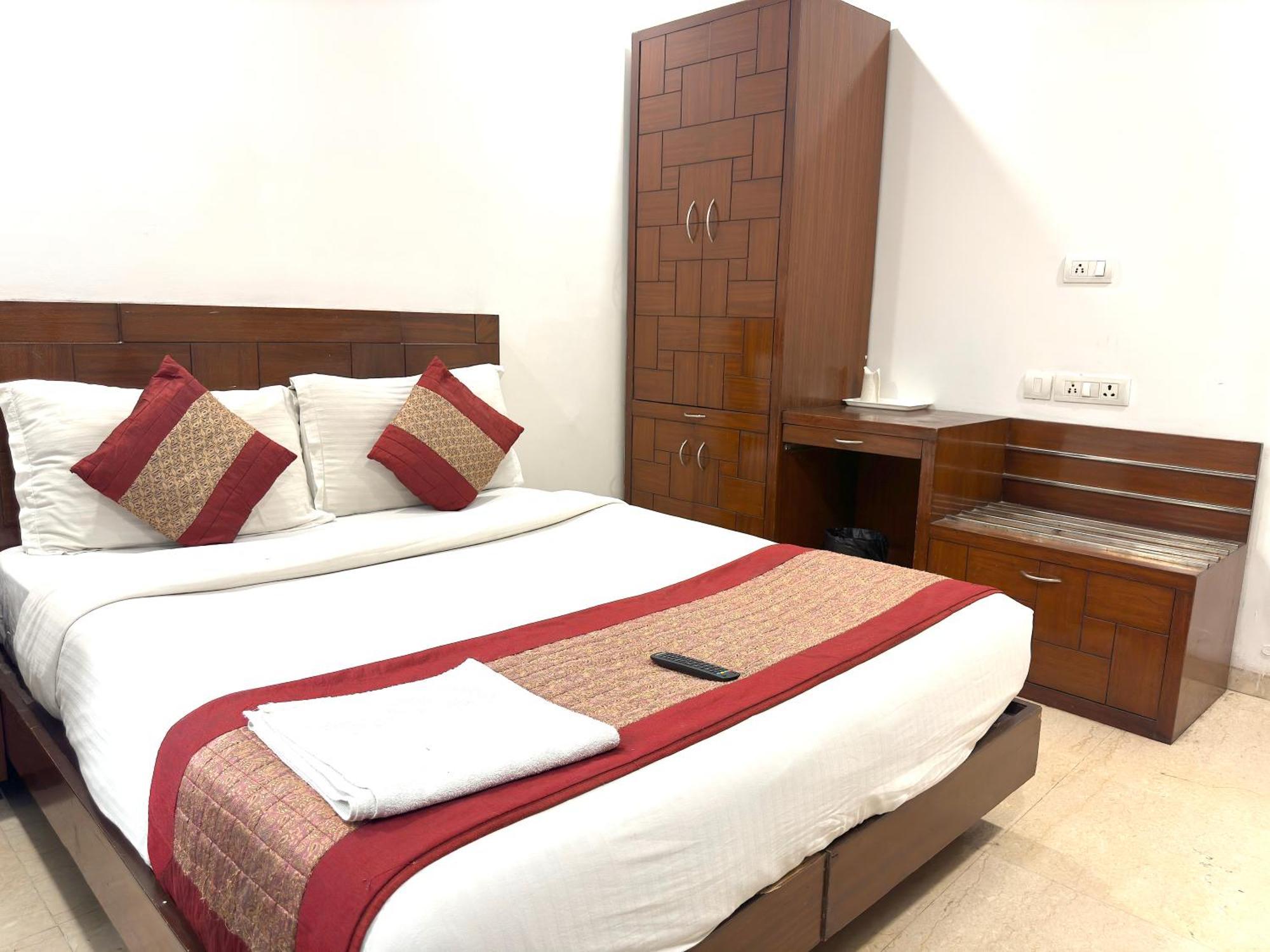 Hotel The Daanish Residency - Karol Bagh New Delhi Ngoại thất bức ảnh
